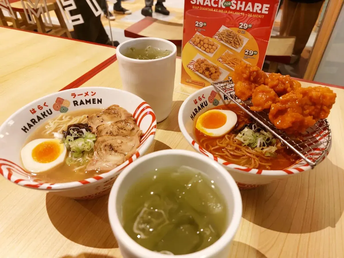 Dari ramen berkuah pedas hingga sushi fusion, dari izakaya bergaya industrial hingga dessert ala Harajuku, Bandung seolah membuka pintu lebar bagi gelombang gastronomi dari Negeri Sakura. (Sumber: Ayobandung.id | Foto: Eneng Reni Nuraisyah Jamil)