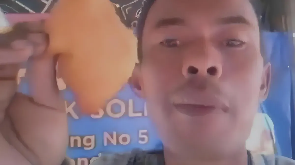 Video viral Odading Mang Oleh dari Ade Londok yang bikin heboh pada September 2020.