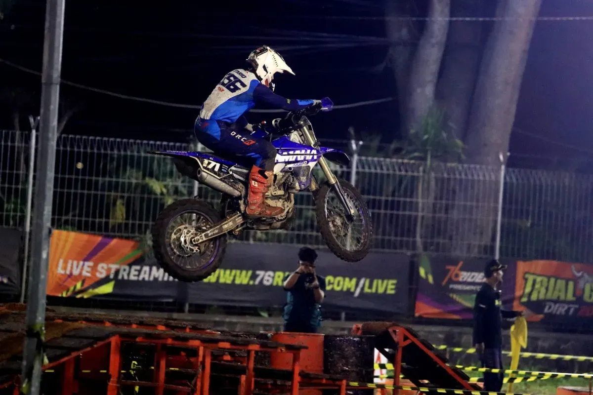 Di balik gemerlap urban dan sejuknya pegunungan, Bandung menyimpan potensi besar sebagai pusat olahraga motorcross di Indonesia. (Sumber: Ist)