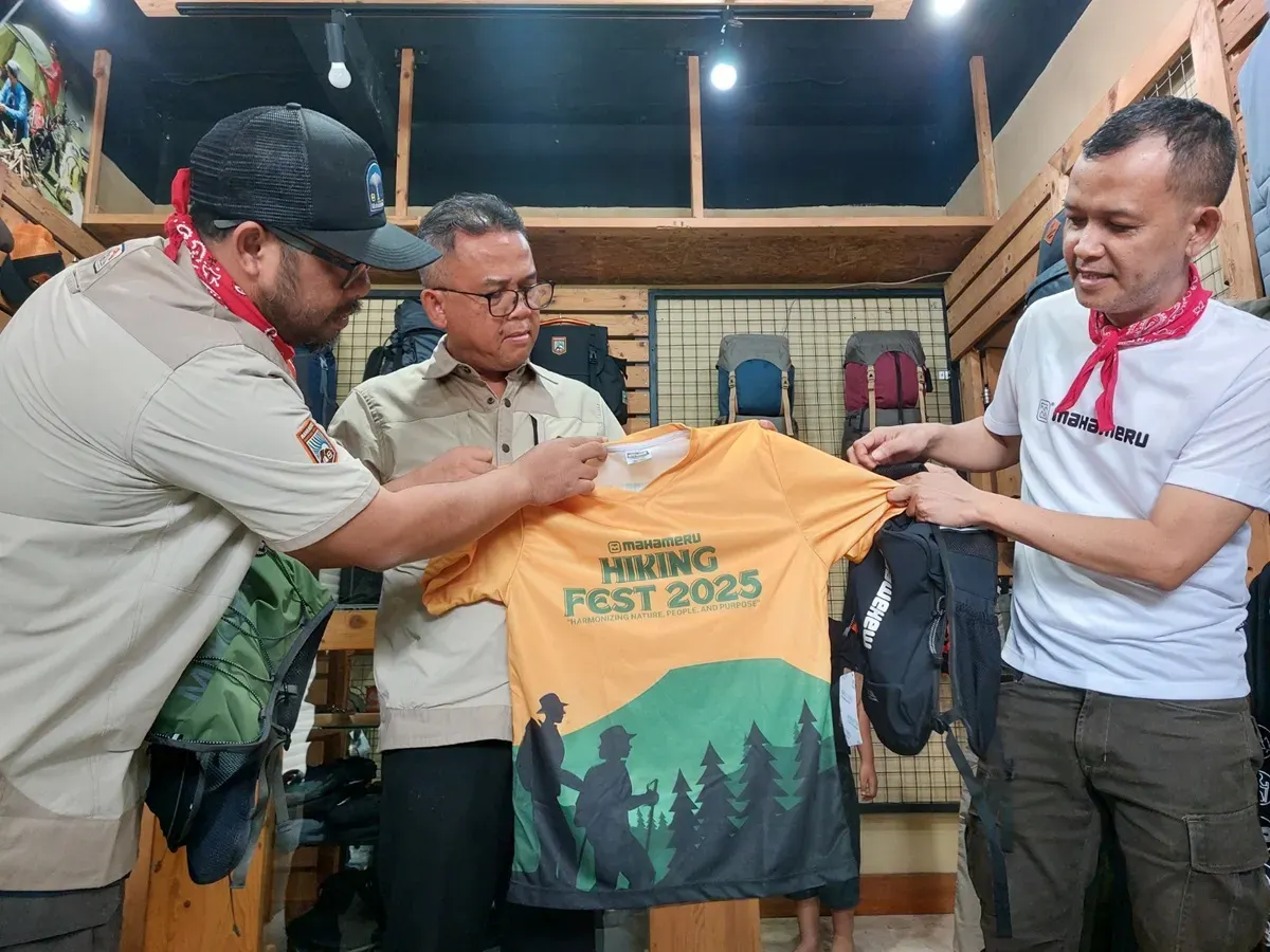 Digagas oleh Mahameru, Inisiatif seperti Hiking Fest 2025 menjadi ilustrasi bagaimana kegiatan wisata bisa dirancang untuk membawa dampak positif. (Sumber: Ayobandung.id | Foto: Eneng Reni Nuraisyah Jamil)