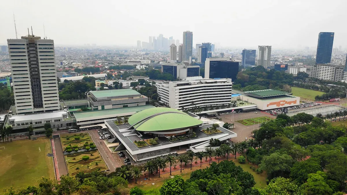 Gedung DPR RI. (Sumber: Unsplash/Dino Januarsa)