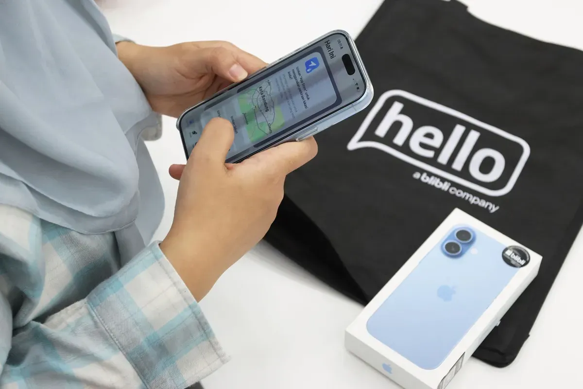 Peluncuran iPhone 17 di Indonesia kembali memunculkan fenomena sosial yang tak asing, yakni antrean panjang, euforia unboxing, dan dorongan untuk menjadi yang pertama. (Foto: Dok. Blibli)