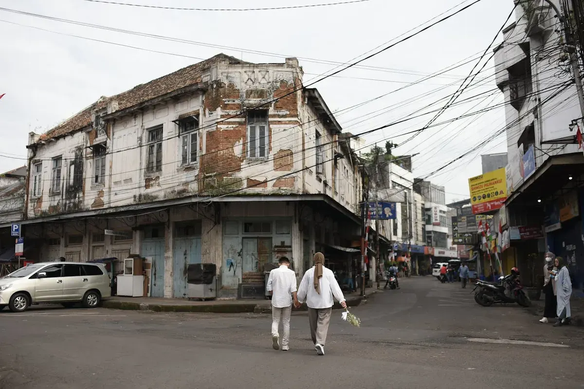 Tidak masuknya Kota Bandung ke dalam 10 Kabupaten/Kota Paling Berkelanjutan Tahun 2025 tidak mengherankan apabila keadaan kota masih seperti yang penulis uraikan di atas. (Sumber: Pexels/RESA GUMILAR)