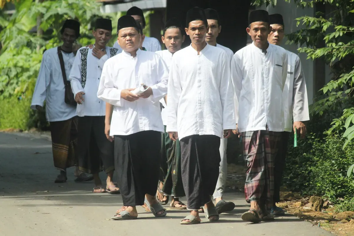Ilustrasi santri yang sedang belajar di pesantren. (Sumber: Pexels/Mufid Majnun)
