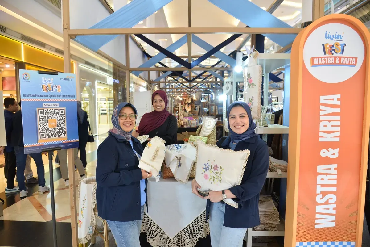 Sektor perbankan, sektor produktif, UMKM, dan industri kreatif kini tidak lagi berjalan sendiri-sendiri, melainkan saling terhubung dalam ekosistem yang saling menguatkan.