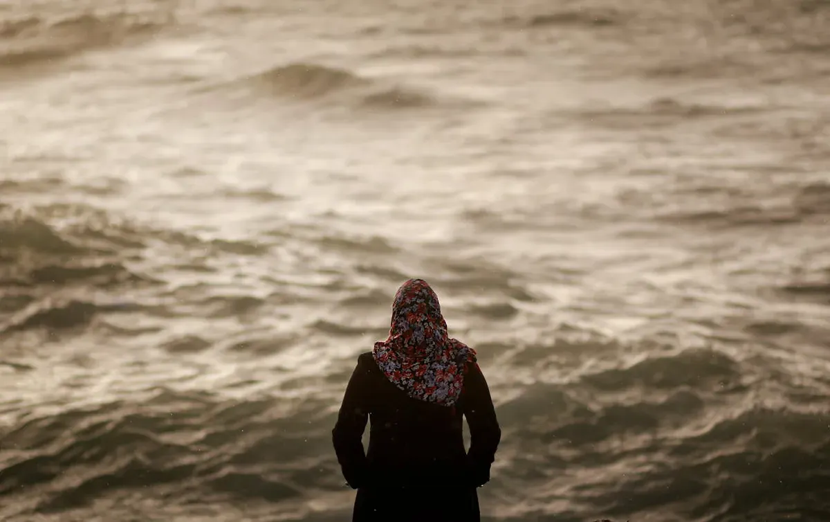 Dalam Islam, Fatimah az-Zahra, putri Nabi, berdiri sebagai teladan kesetiaan, keberanian, dan pengetahuan. (Sumber: Pexels/Mohamed Zarandah)