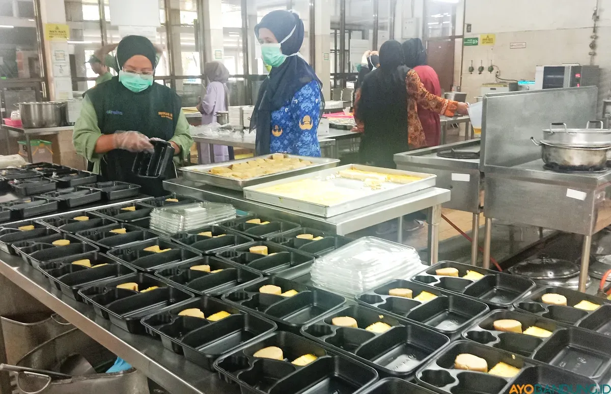 Instalasi Gizi RSUP Hasan Sadikin. (Sumber: ayobandung.id | Foto: Gilang Fathu Romadhan)