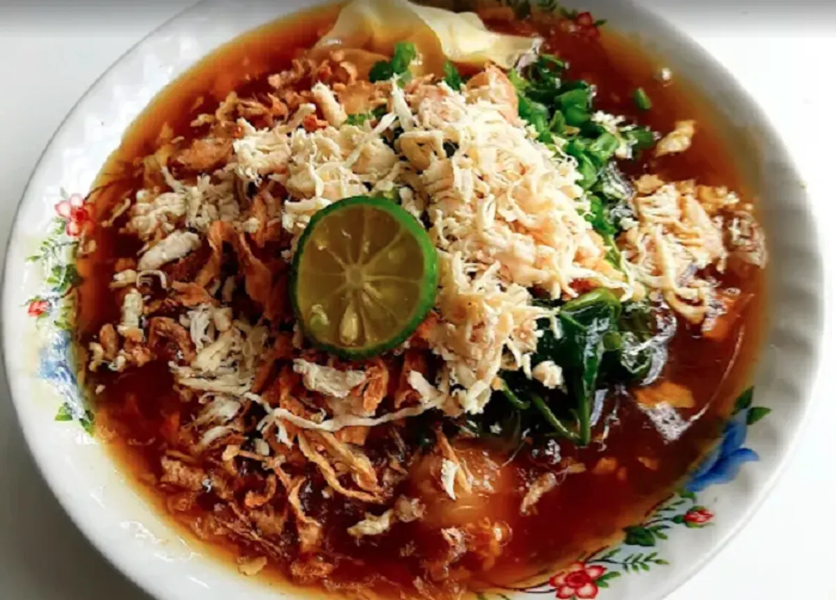 Foto Lomie Imam Bonjol, Kuliner Favorit BJ Habibie. (Foto: GMAPS)