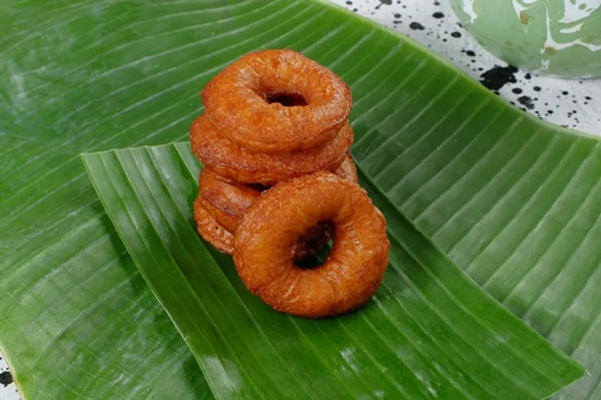 Kue Ali atau Ali Agrem merupakan cemilan tradisional dari Jawa Barat. (Foto: Istock)