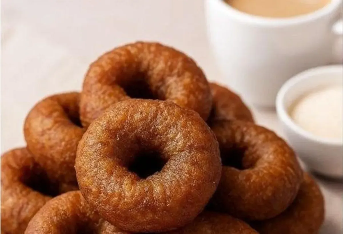 Kue Ali atau Ali Agrem merupakan cemilan tradisional Jawa Barat. (Foto: Pixabay)