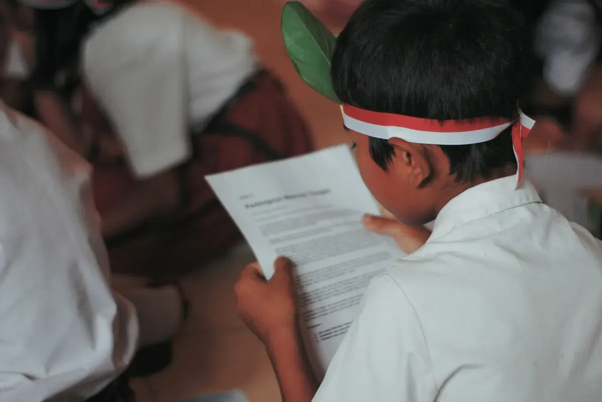 Revitalisasi sekolah merupakan program pemerintah saat ini yang layak untuk diapresiasi. (Sumber: Unsplash/Husniati Salma)