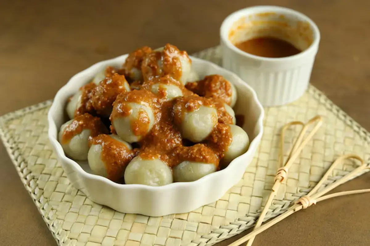 Makanan Tradisional Cilok (Foto: Freepik)