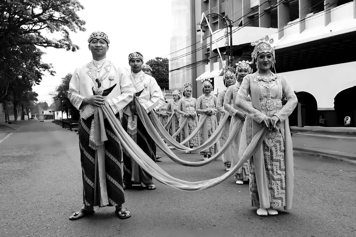 Di antara narasi-narasi besar, Sunda tampil bicara kematian dengan artikulasinya yang sangat rendah hati. (Sumber: Pexels/Jusup Budiono)