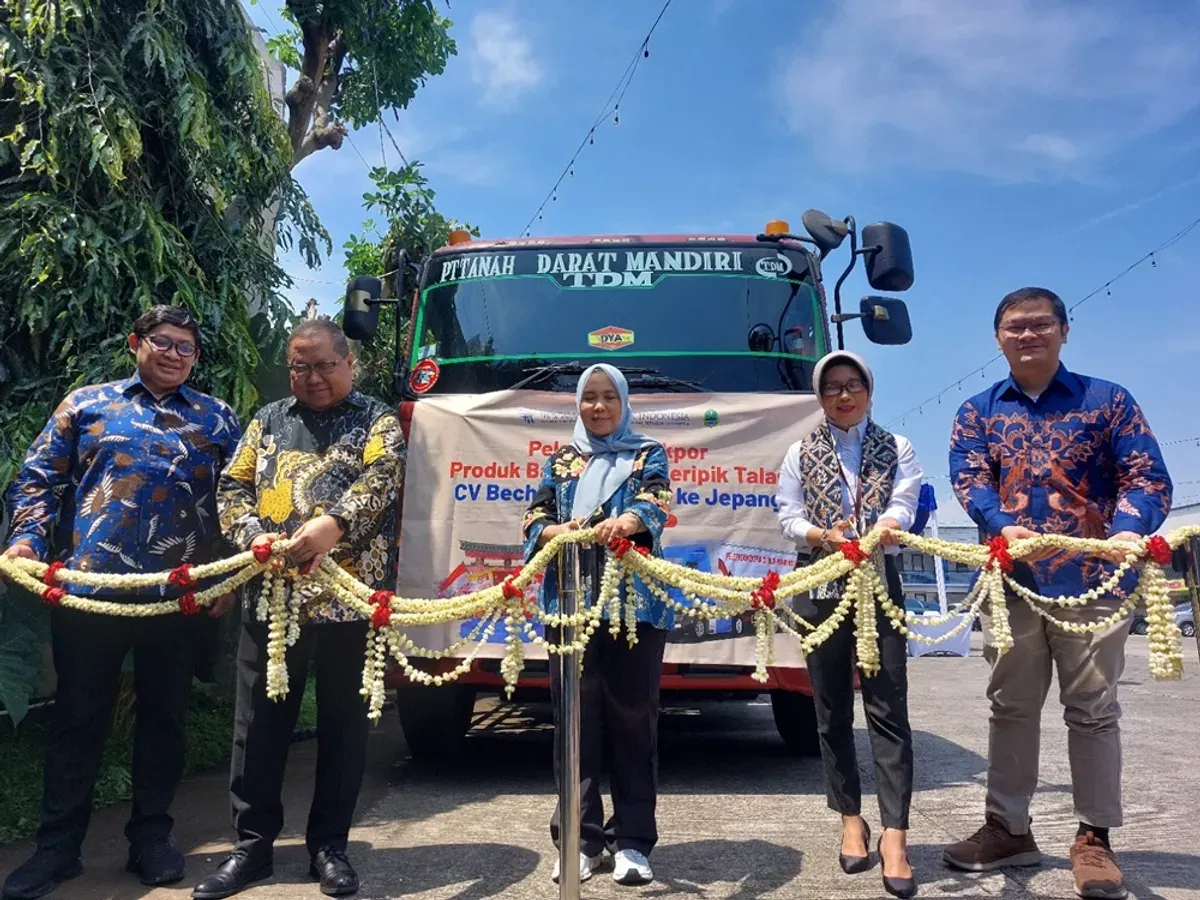 Kisah sukses terbaru datang dari Bechips, salah satu UMKM Kota Bandung yang berhasil menembus pasar ekspor Jepang secara mandiri. (Sumber: Ayobandung.id | Foto: Eneng Reni Nuraisyah Jamil)