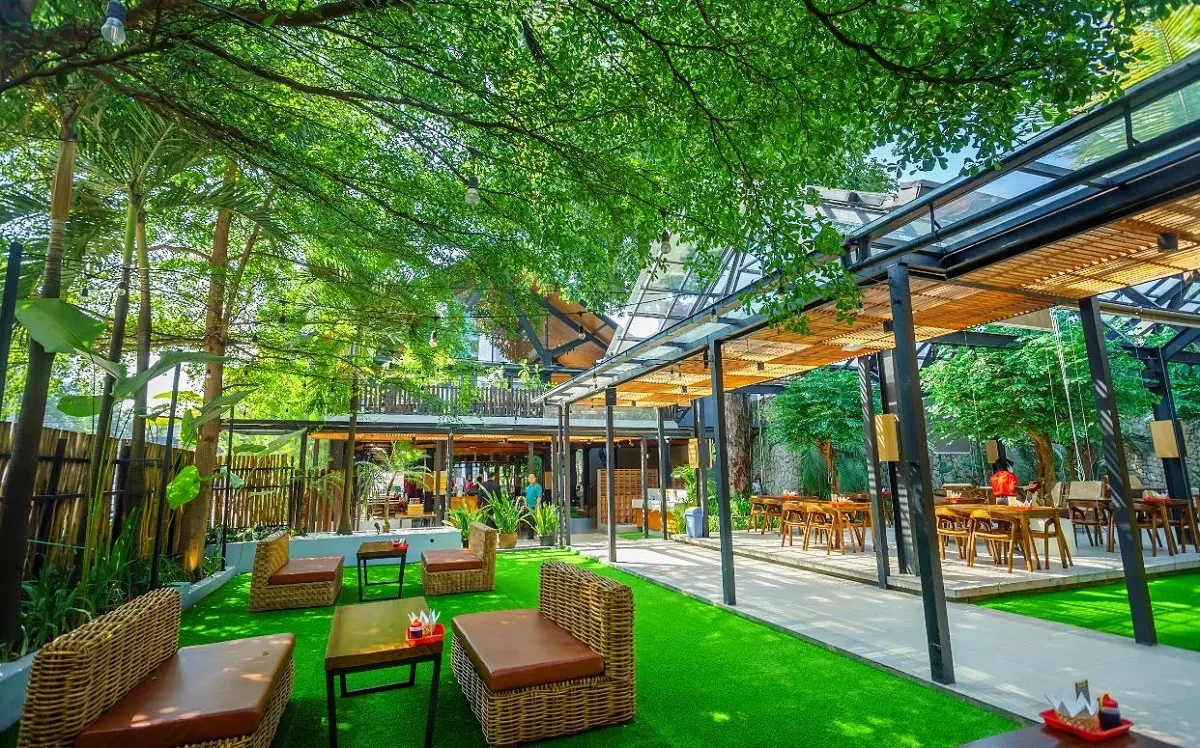 Flagship outlet Bebek Kaleyo di Jalan Sumatera No. 5, Kota Bandung yang mempertemukan kuliner tradisional dengan estetika kekinian. (Sumber: dok. Bebek Kaleyo)