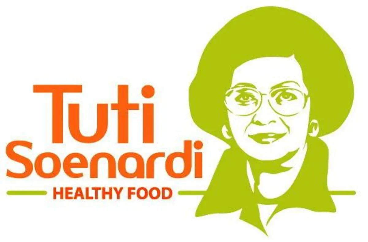 Tuti Soenardi dikenal sebagai maestro yang mampu melarutkan kekakuan sains ke dalam kehangatan seni kuliner. (Sumber: Facebook | Foto: Tuti Soenardi Healthy Food)