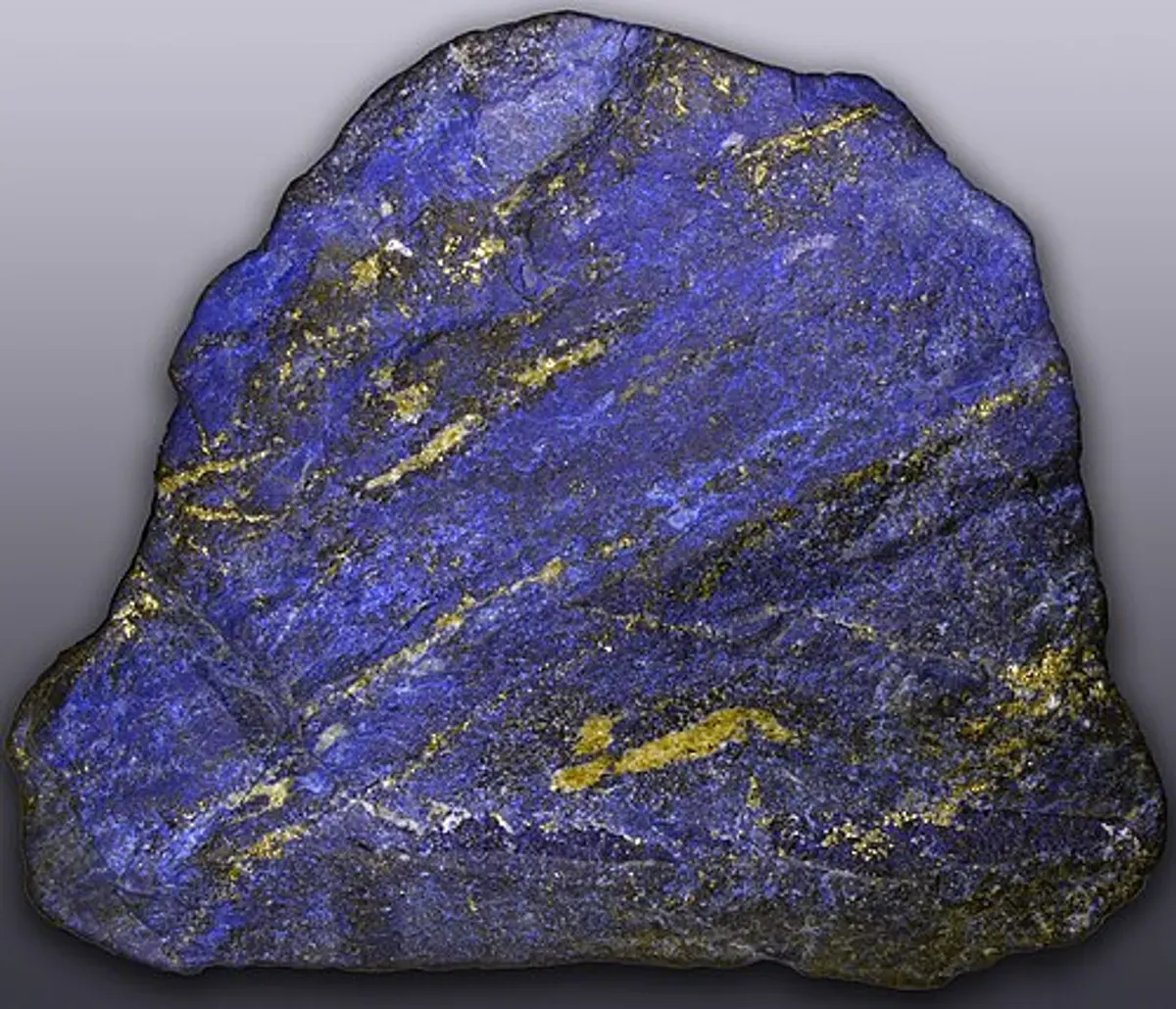 Lapis Lazuli (Sumber: WikiMedia | Foto: Hannes Grobe)