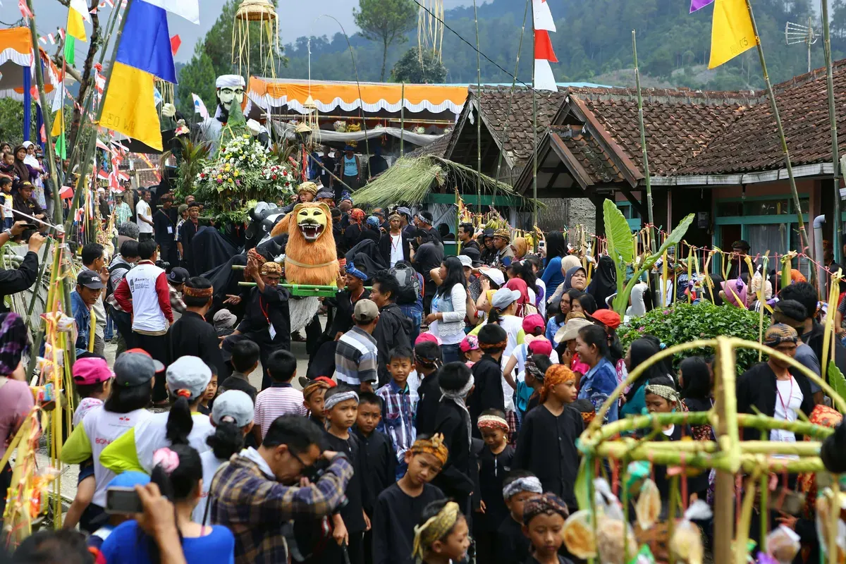 Mengetahui pelaksanaan Tradisi Nyawen. (Sumber: images.pexels.com | Foto: Kevin Yung)