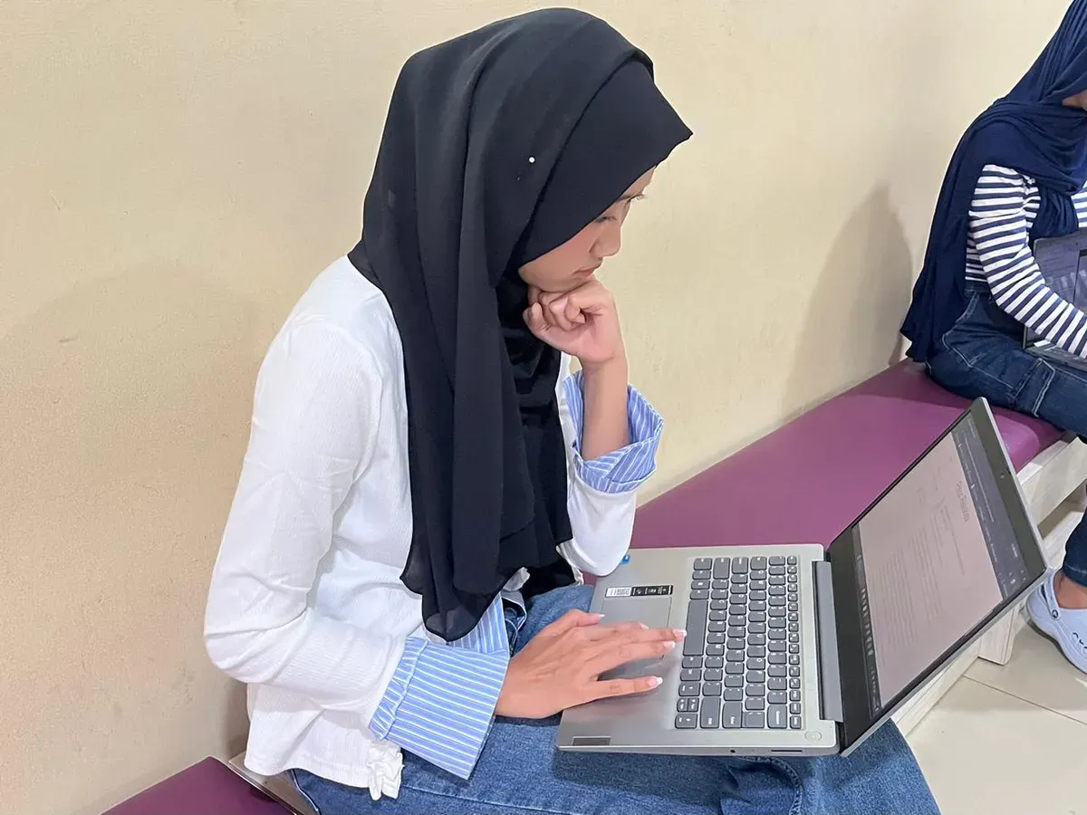 Penulis menganalisis teknik penulisan PT. Indofood dari ketiga platform yaitu website, media sosial, dan news online untuk melihat konsistensi pesan.