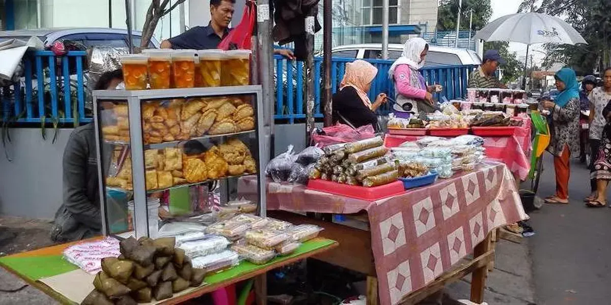 Ilustrasi Pasar dadakan puasa Ramadan (Sumber: ayobandung.com)