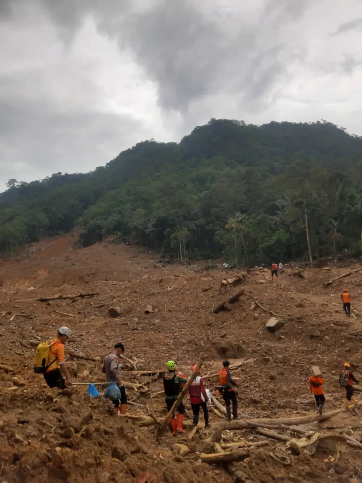 Setiap musim hujan tiba, bencana ini seolah menjadi peristiwa tahunan yang tak terhindarkan. (Sumber: Ari Ahmad "Niwa" | Foto: Ari Ahmad "Niwa")