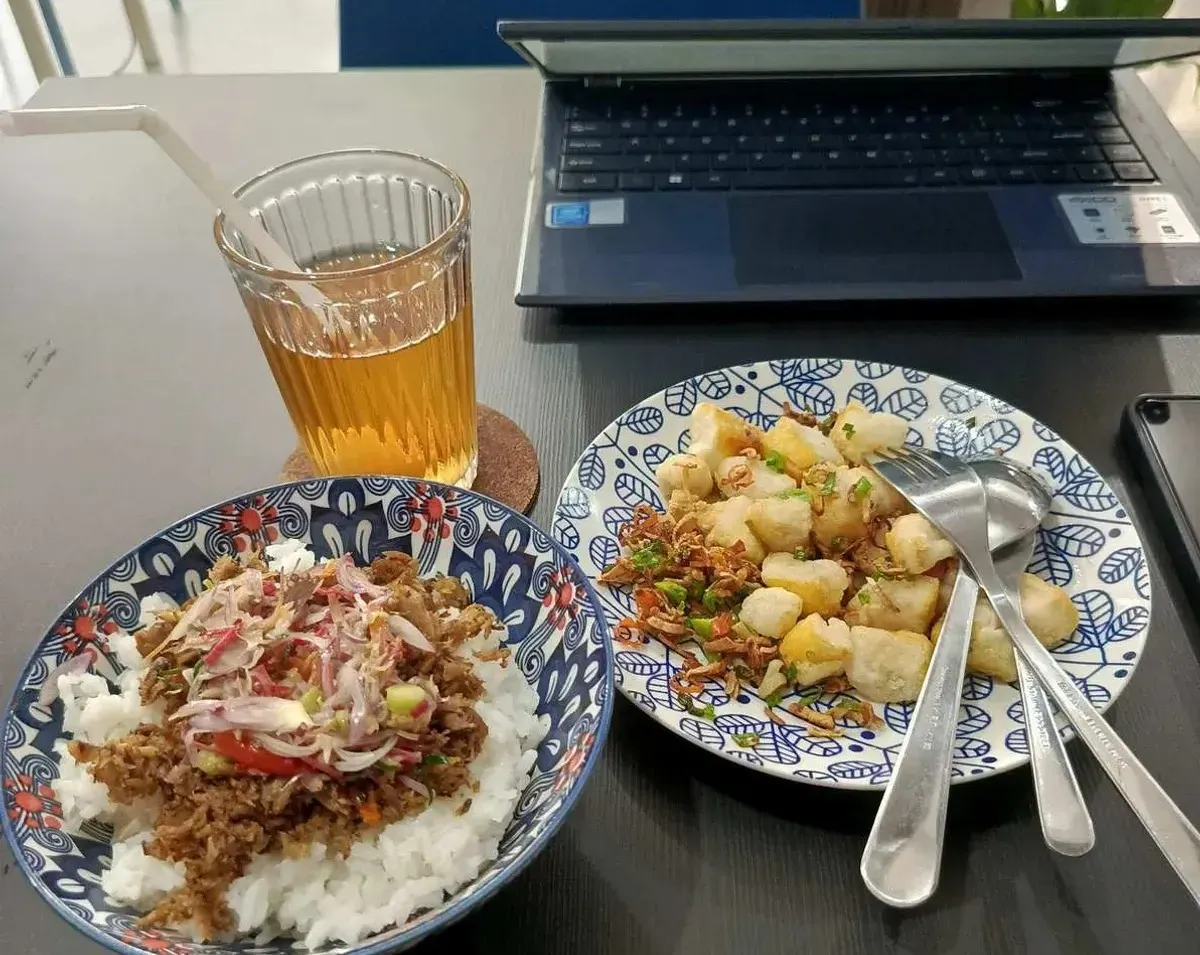 Menu makanan Toko Pelagia, Kamis, 29 Mei 2025. (Sumber: Dokumentasi Penulis | Foto: Dias Ashari)