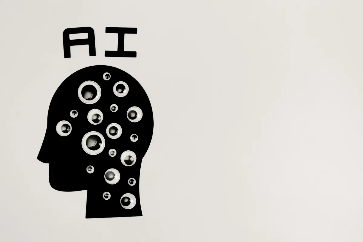 Illustrasi tantangan berpikir kritis dengan AI (Sumber: Pexels | Foto: Tara Winstead)