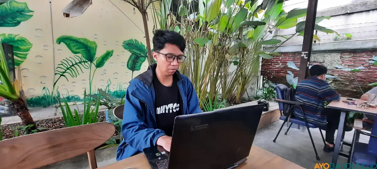 Owner dan founder @infoantapani, Venda Setya Nugraha. (Sumber: ayobandung.id | Foto: Nisrina Nuraini)
