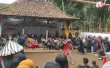 Fesyen Sunda dan Anak Muda Bandung: Warisan atau Wawasan yang Tergerus?