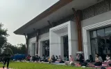 Yoga Outdoor, Tren Hidup Sehat di Bandung