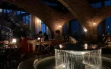 Menyelami Dunia Café Hopping & Hidden Gem Hunters di Kalangan Remaja