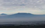 7 Gunung Tertinggi di Bandung: Antara Legenda dan Jalur Pendakian 