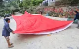 Bendera Berkibar Janji Ditebar