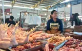 Harga Daging Ayam Melambung Tinggi, Simalakama Makanan Bergizi
