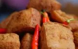 Jejak Tahu Sumedang: Sejarah, Hibriditas Budaya, dan Visi Global Sang Ikon Kuliner