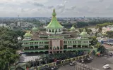 Masjid Agung Al-Ittihad: Representasi Multikulturalisme di Kota Benteng