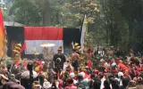 Ngertaken Bumi Lamba di Gunung Tangkuban Parahu