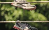 Sepatu Berlubang untuk Mengukir Masa Depan