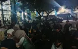 Molornya Acara Nobar Pesta Babi: Pilih Bertahan atau Pergi