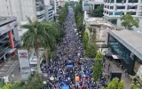 Di Balik Konvoi Juara Persib 2026, Netizen Heran Banyak Kejadian Aneh Tahun Ini