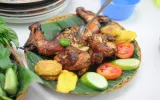 Ayam Bekakak: Eksplorasi Gastronomi, Akar Historis, dan Filosofi Budaya Sunda