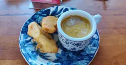 Peuyeum Bandung: Kuliner Sunda, Nikmat, dan Melegenda