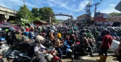 Jalan Nasional Rasa Jalan Lokal: Mengapa Macet dan Kecelakaan Terus Terjadi di Koridor Caringin–Cimahi?