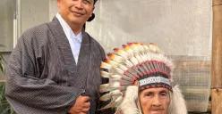 Mamah Bule dan Kang Ian, Kisah Menarik Nenek dan Cucu yang Mewarnai Media Sosial