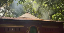 Menyusuri Bukit Plangon: Saat Sejarah dan Kepercayaan Menjaga Alam
