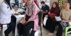 Di Serambi Masjid, Warga Bandung Belajar Arti Berkorban Melalui Donor Darah