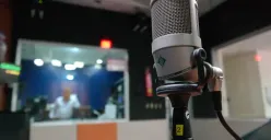 Komunikasi di Era AI: Mengapa Suara Manusia di Radio Tak Tergantikan