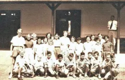 Foto siswa Het Christelijk Lyceum Bandung di Dago 1951/52 (Sumber: javapost.nl)