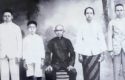 Foto Keluarga Ong Bung Keng. (Sumber: Tahu Sejarah Tahu Sumedang)