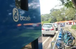 Bike on the Street Everybody Happy alias Sepeda Boseh Bandung di salah satu shelter. (Sumber: Ayobandung)